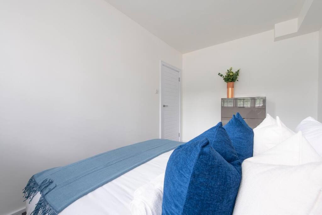 2 Bedroom Modern Urban Sanctuary 1Cc - Cherrydeal London Exterior foto