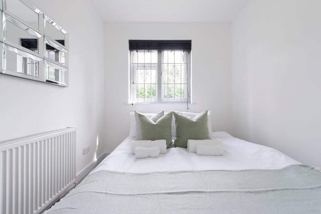 2 Bedroom Modern Urban Sanctuary 1Cc - Cherrydeal London Exterior foto